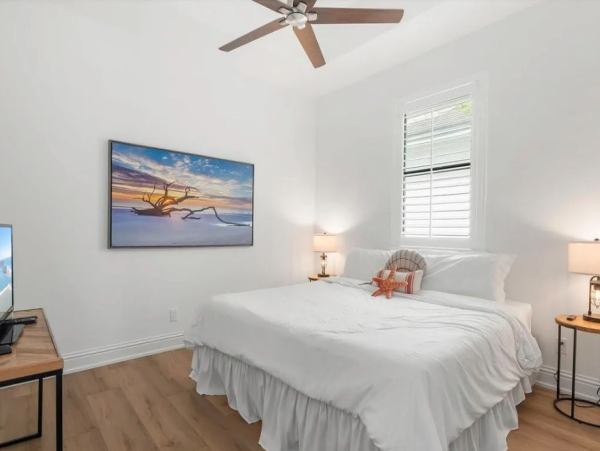 Impressive Five Bedroom  Coastal Retreat with Private Pool in Marco Island